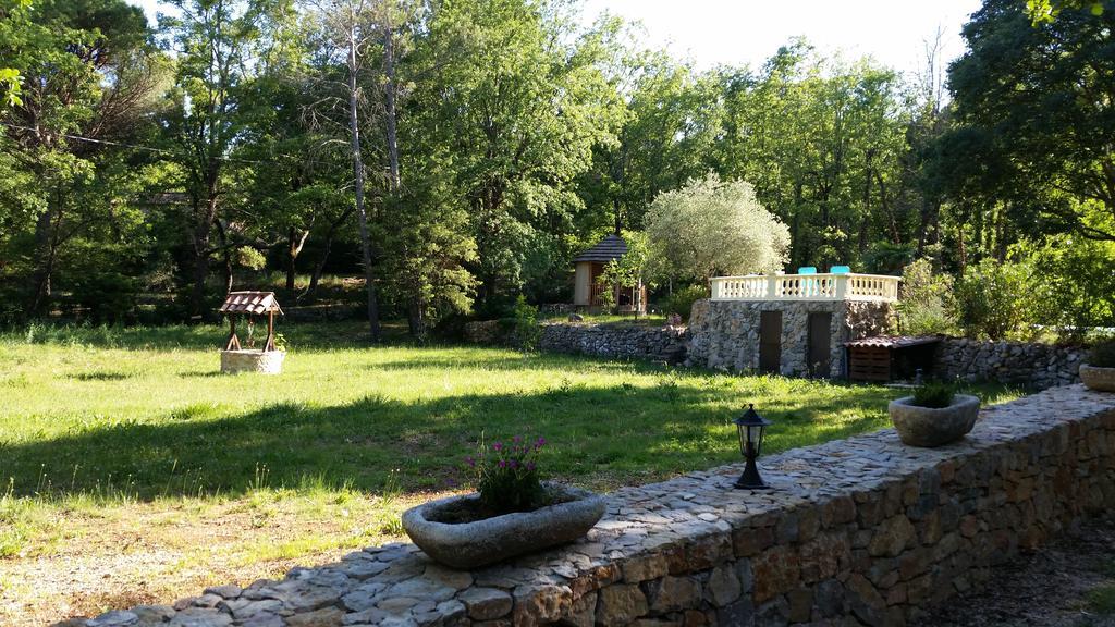 Le Donjon Des Combes Et Son Spa Fayence Δωμάτιο φωτογραφία