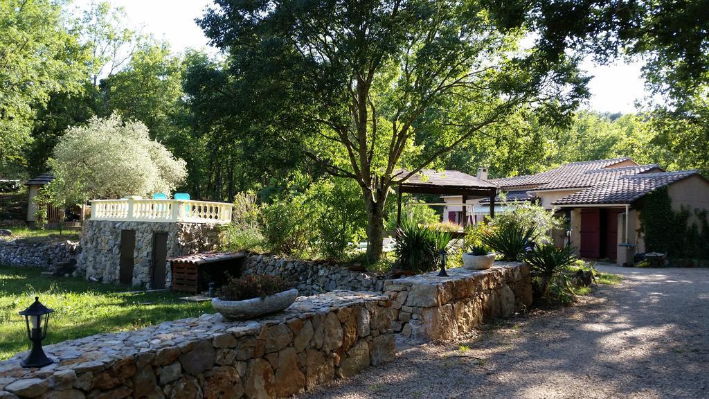 Le Donjon Des Combes Et Son Spa Fayence Δωμάτιο φωτογραφία