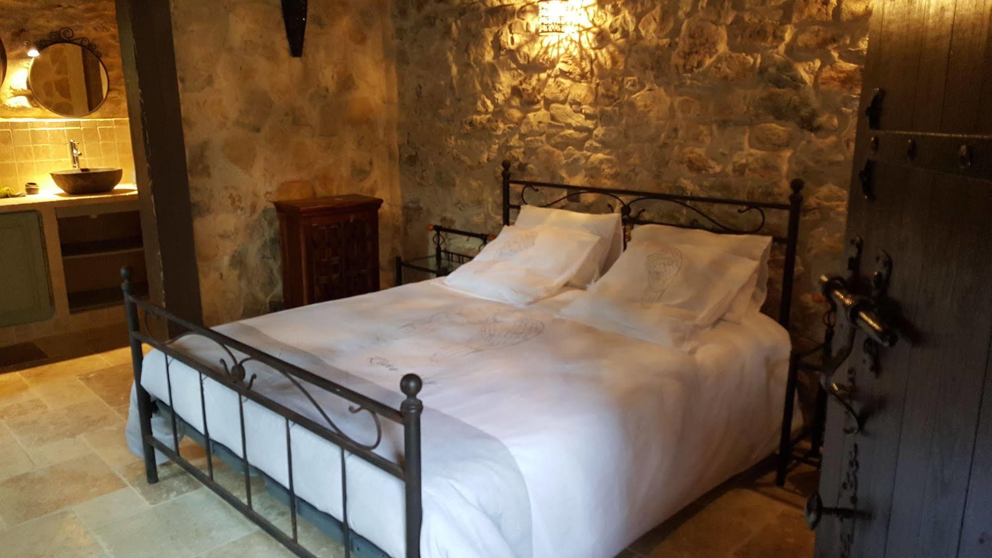 Le Donjon Des Combes Et Son Spa Fayence Εξωτερικό φωτογραφία